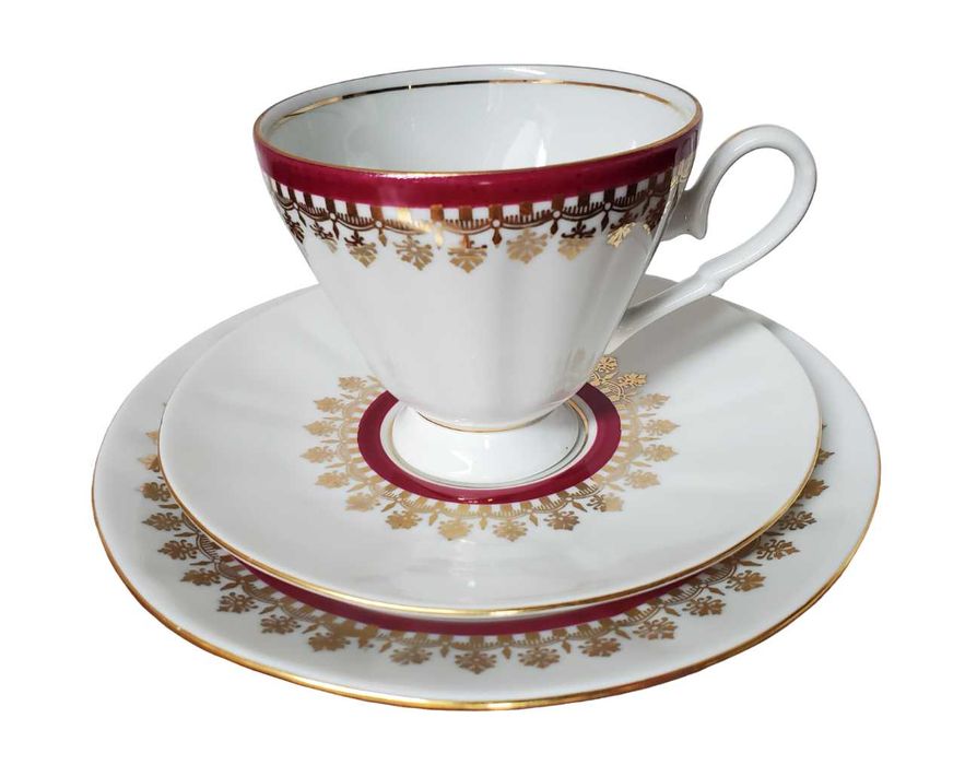 Filiżanka ze spodkiem+ talerzyk, porcelana Wałbrzych 3 elementy różowy