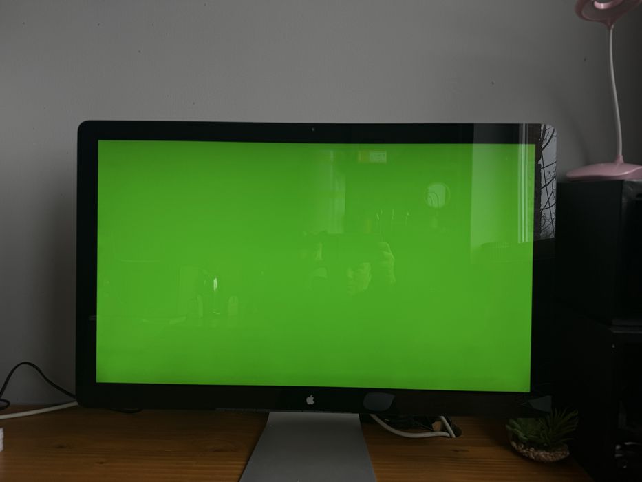 Apple led cinema display 27 можна підключати до ПК