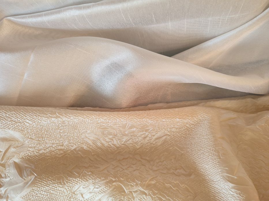 Cortinados par com ilhós