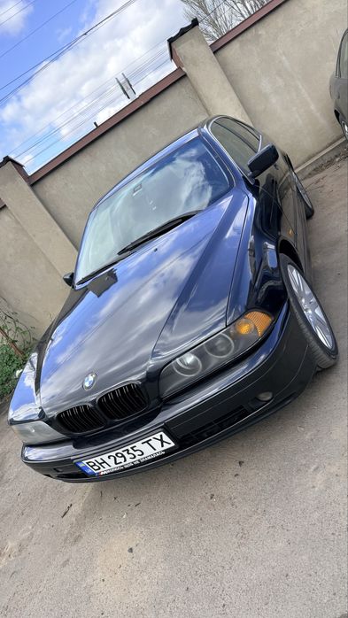 Продам BMW e39 2.5