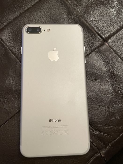 iPhone 7 Plus Refurbished64740050492803121