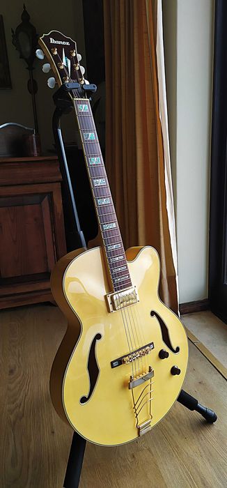 Ibanez Pat Metheny Signature