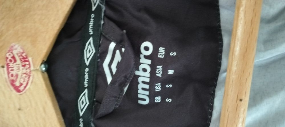 Kurtka wiatrówka Umbro
