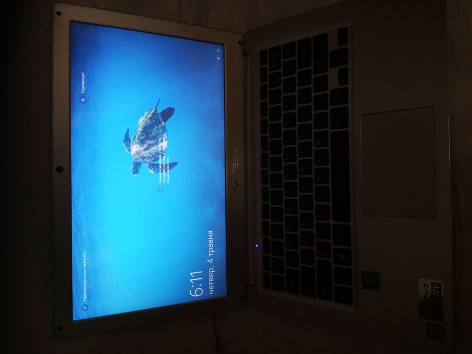 Ноутбук Vitesa Intel Celeron 1.10 GHz