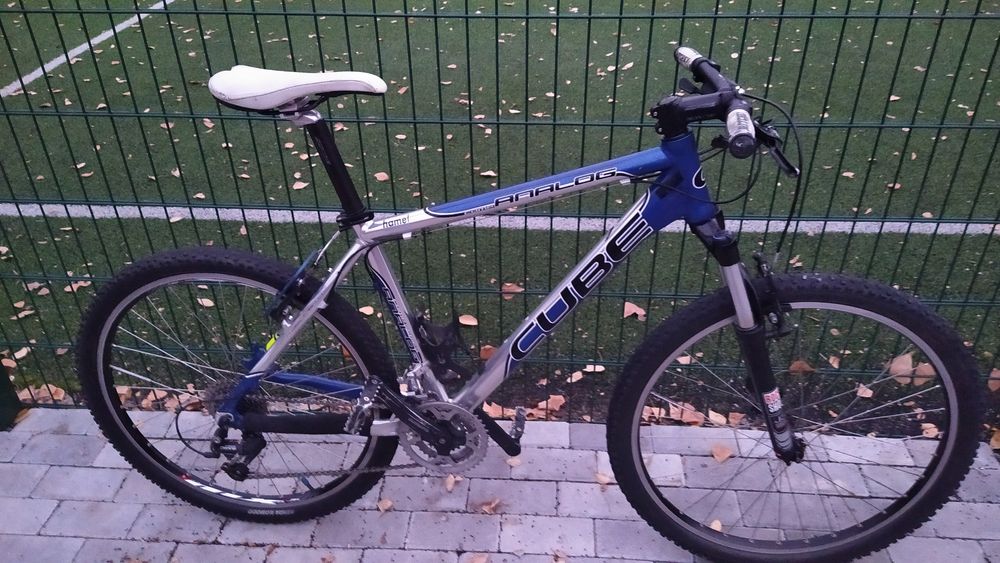 Cube Analog 26",Rock-Shox, Deore, Schwalbe, V-Brake Booster