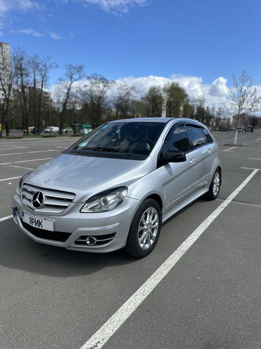 Продам автомобіль