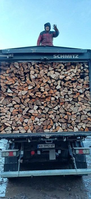 Дрова дубовые с доставкой КАМАЗом и ЗИЛом | От 4 до 50 складометров