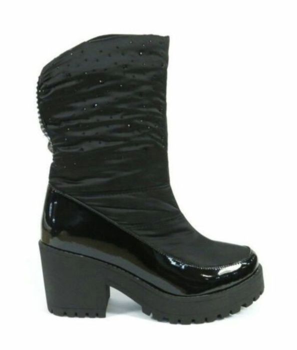 Сапоги женские новые