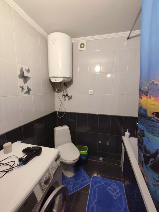 2-кім. Район "Бруклін", Парк, лікарня СБУ. Подобово. Ціна доби.