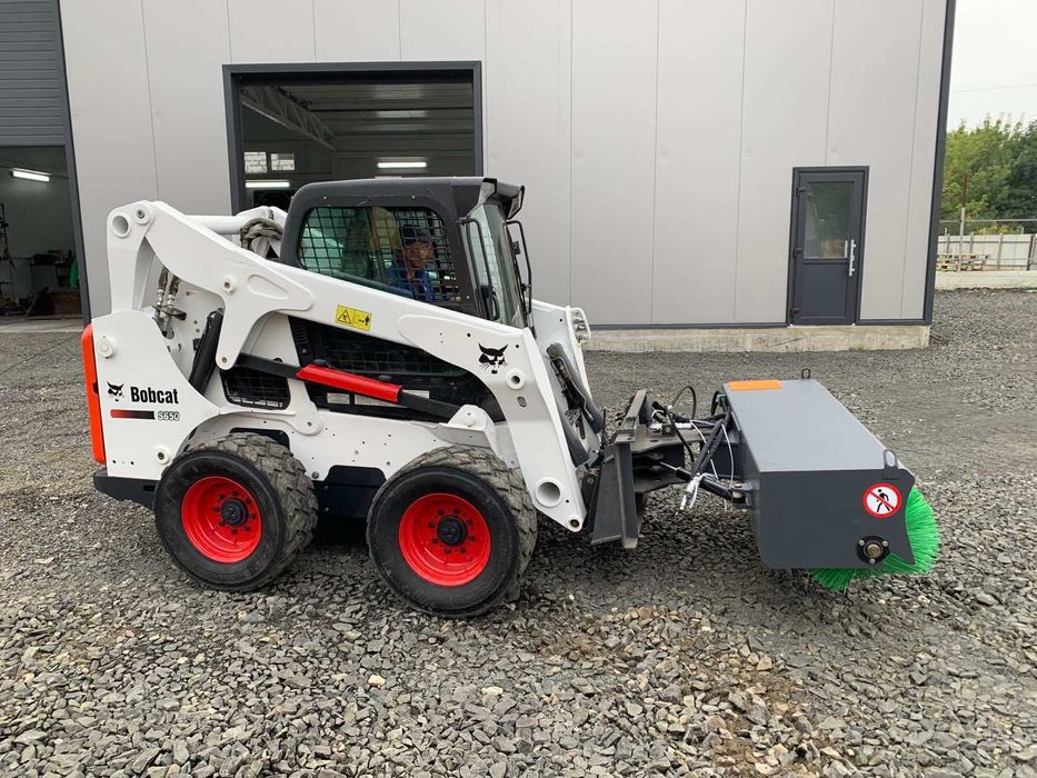 Послуги Оренда Міні-навантажувача BOBCAT Услуга Аренда мини-погрузчика