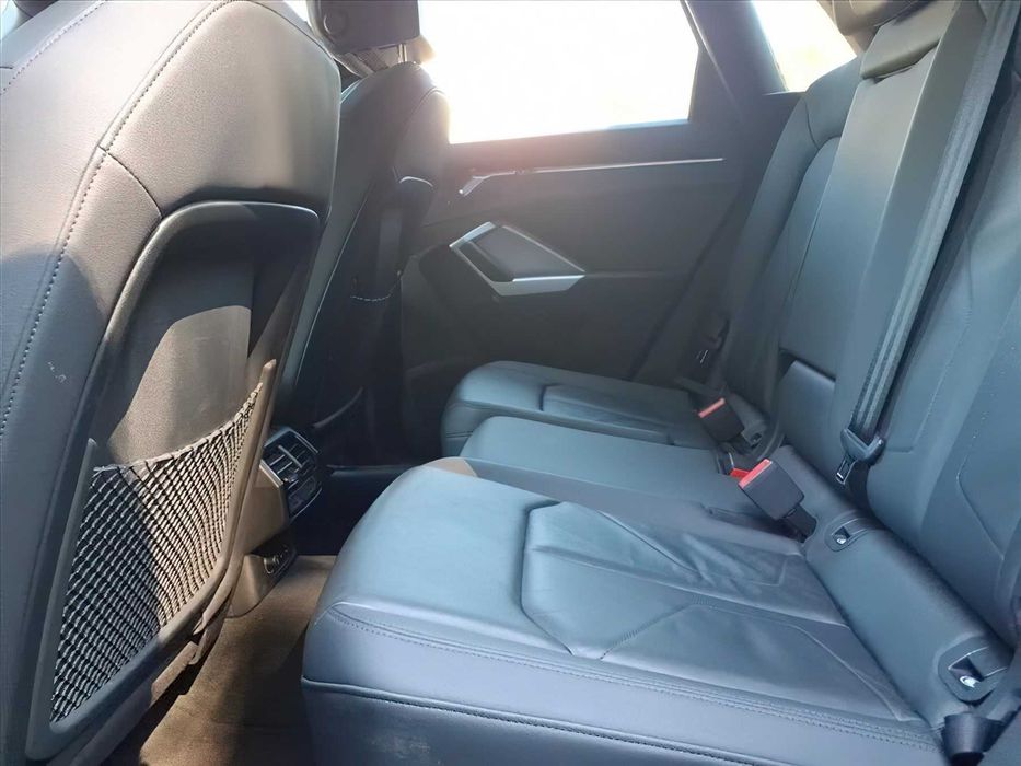 Audi Q3      2020