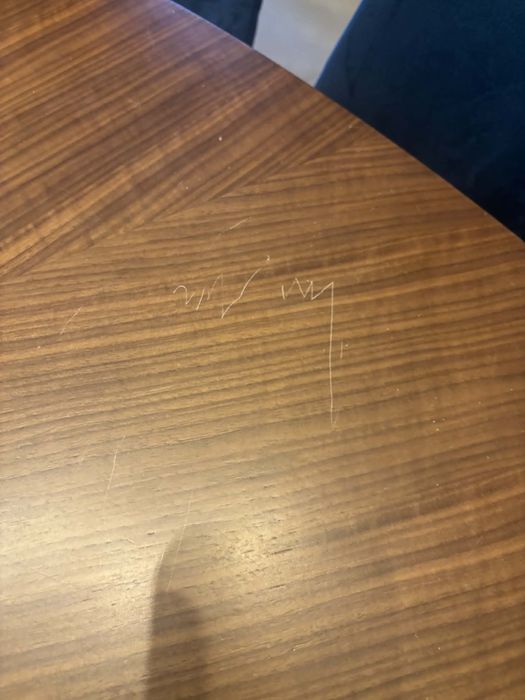 Stół z krzesłami. Super cena.