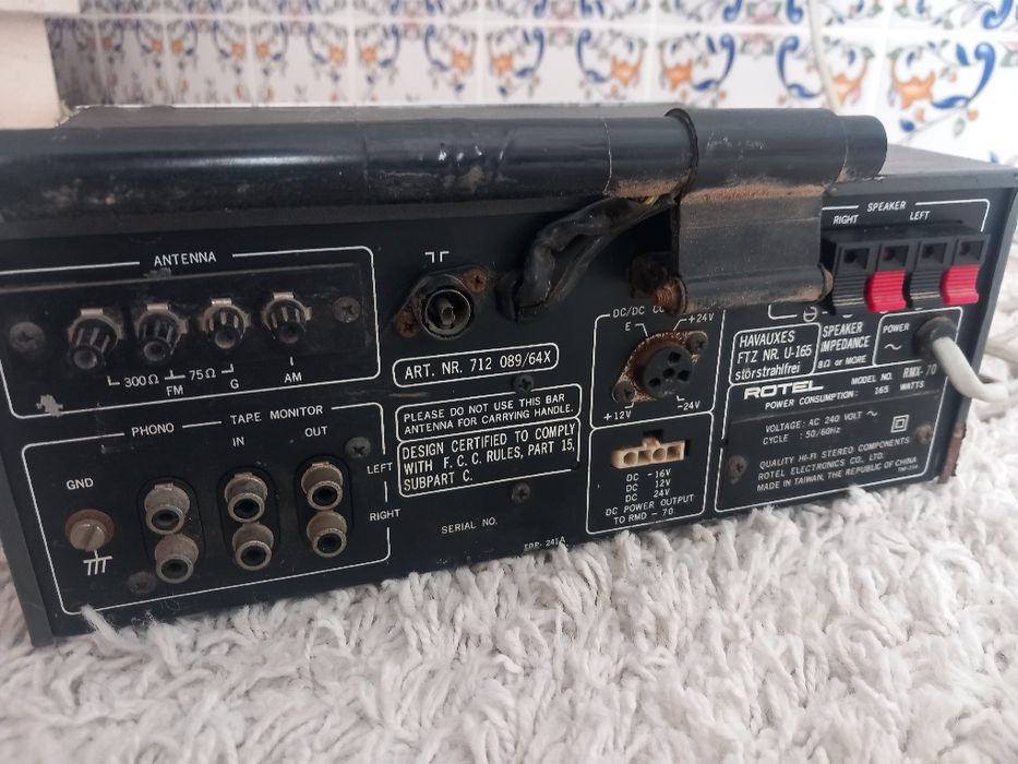 Rotel rádio/amplificador  receiver