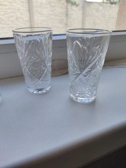 Кришталеві склянки