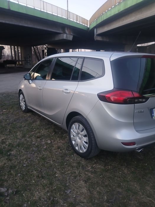 Sprzedam OpelZafiraC