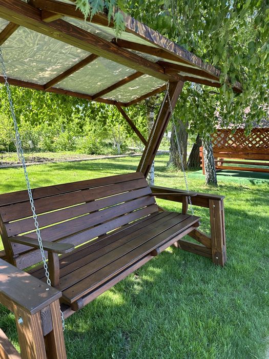 Продаж заміського будинку