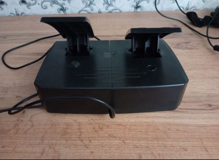 Ігровий руль до пк та ноутбука