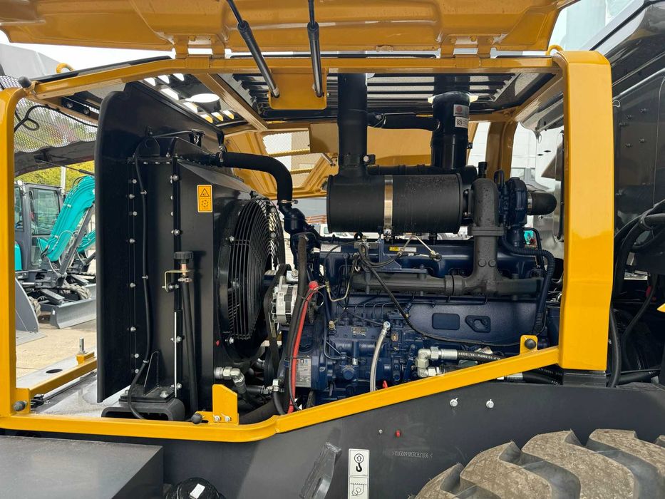 Фронтальний навантажувач XCMG XC938 погрузчик 3.5 тон