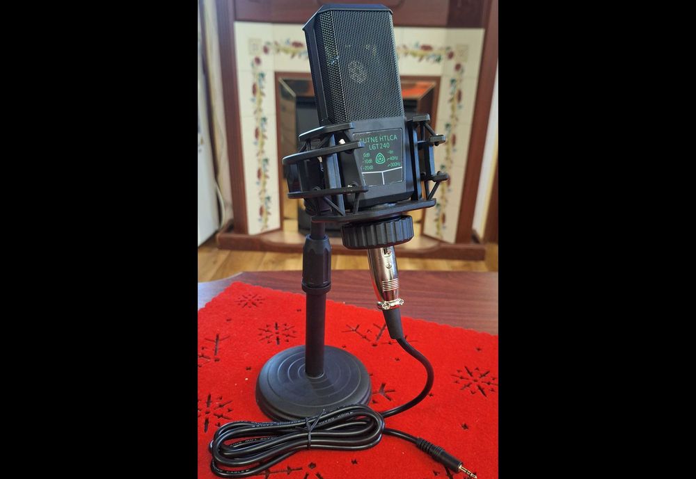 Mikrofon studyjny, do laptopa, nagrywania.