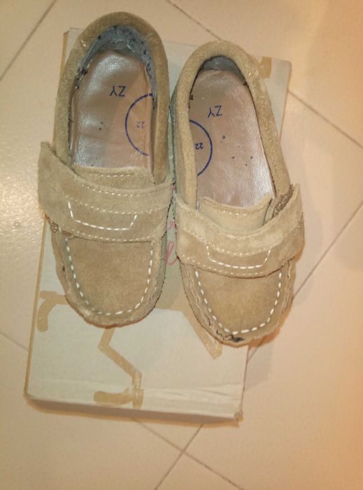 Sapatos pele menino