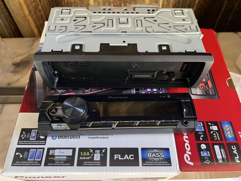 Radio Pionner MVH-S320BT