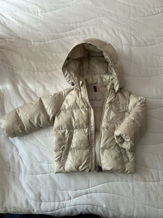Kurtka puchowa Moncler, orginał 12/18 miesięcy