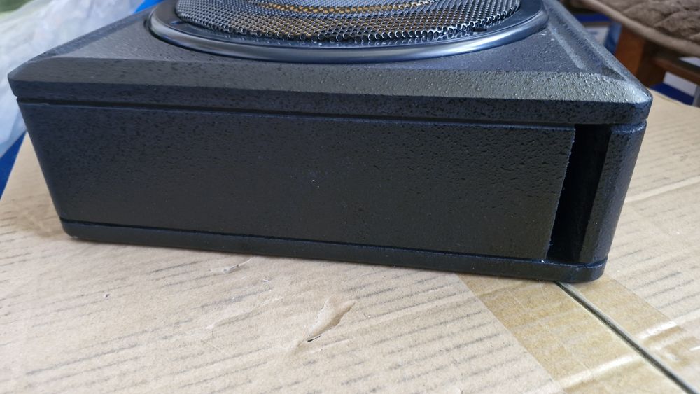 Сабуфера з підсилювачем, активний авто сабвуфер під авто крісло