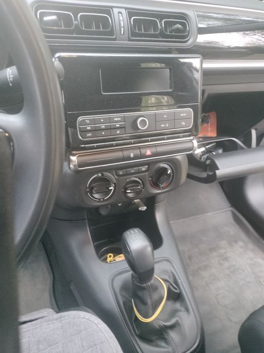 Автомобіль Ситроен С3