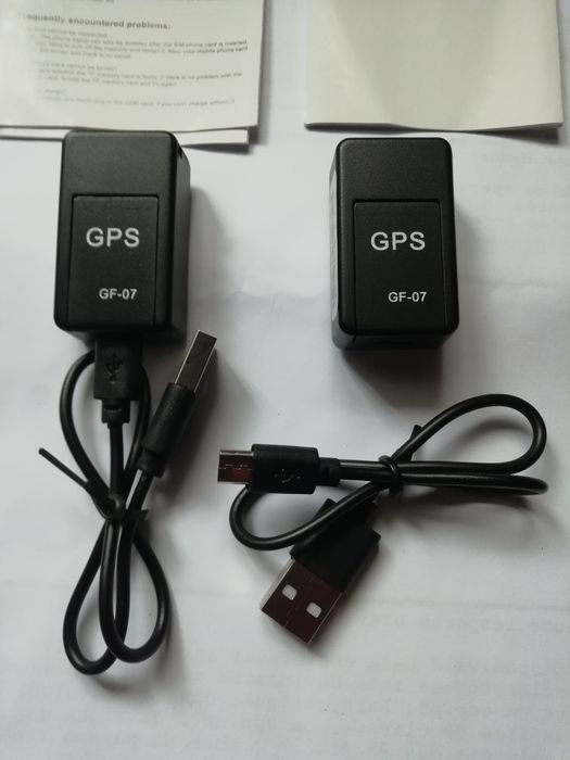 2 Aparelhos Miniatura de GPS Com 2 cartões Para Carros Motas Ou Malas
