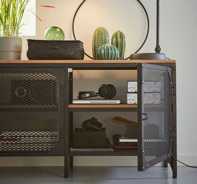 Móvel para TV ou apoio FJÄLLBO, em madeira+metal de qualidade