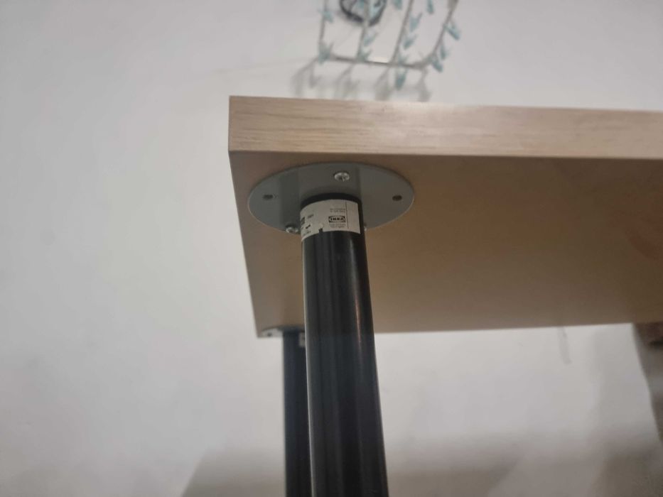 Mesa ikea, desmontável 1 metro