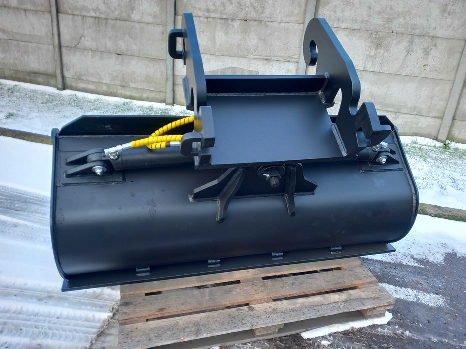 Nowa Łyżka Skarpowa 0,8m3 Hydrauliczna .13000zł Netto Transport Gratis