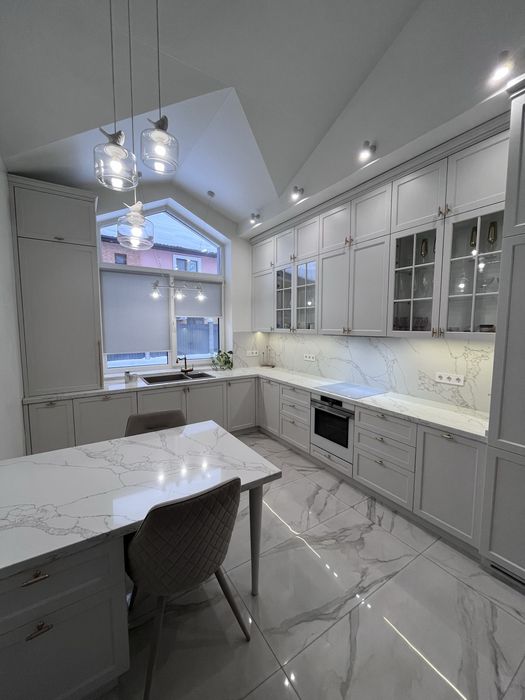Без комісії! Сучасний будинок 250м² у Лісовій Бучі  8 соток