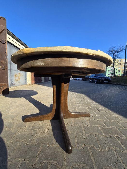 Stary stół drewniany rozkładany