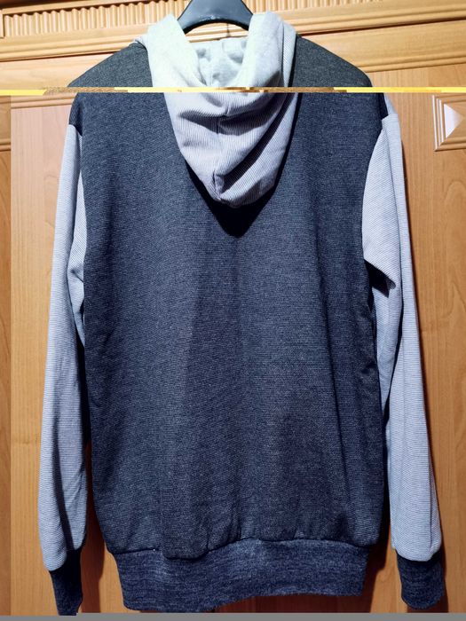 Szara bluza Niebieski Księżyc