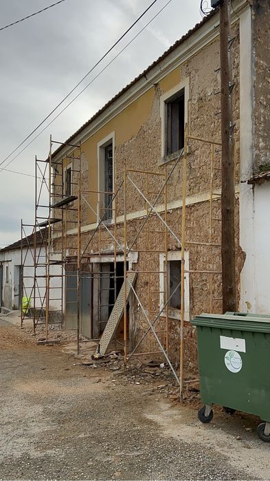 Trabalhos de construçao e remodelacao !