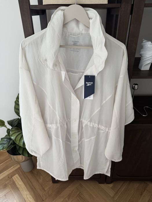 NOWA Kurtka wiatrówka wodoodporna Reebok biała oversized r.M (pasuje na L/XL)