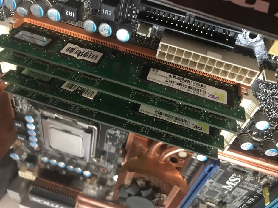 Топовая msi p45 neo