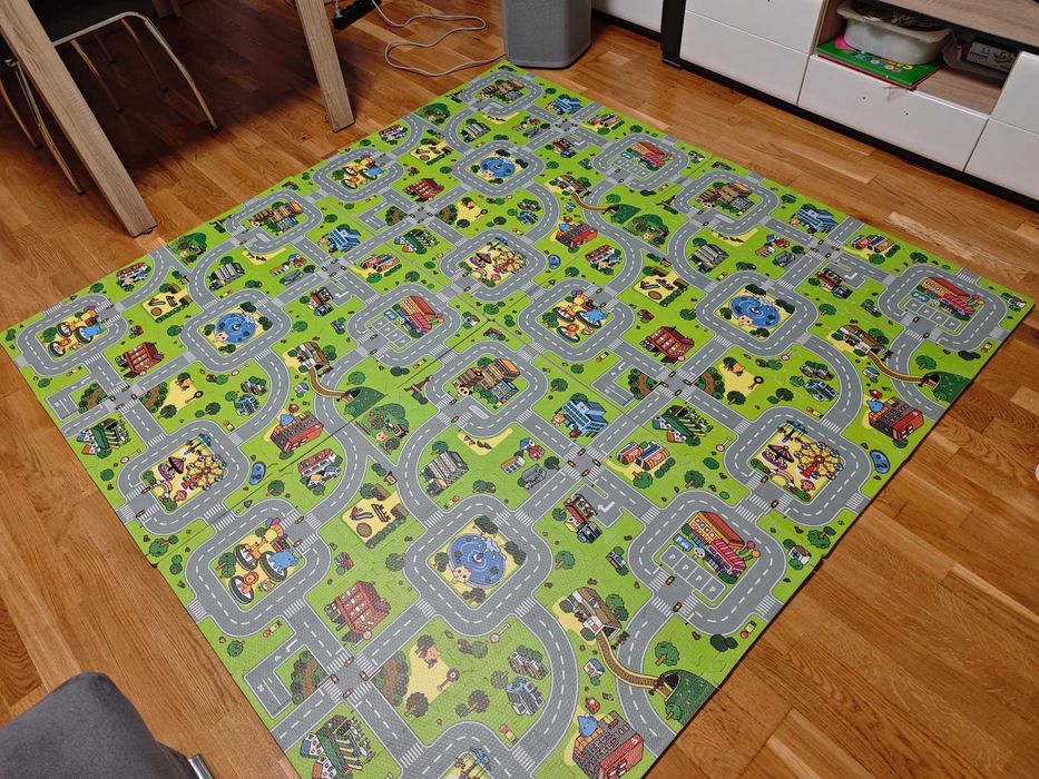 4x iKido stan bdb MATA PIANKOWA PUZZLE MIASTO EVA 9 x 30x30x1 nr 1