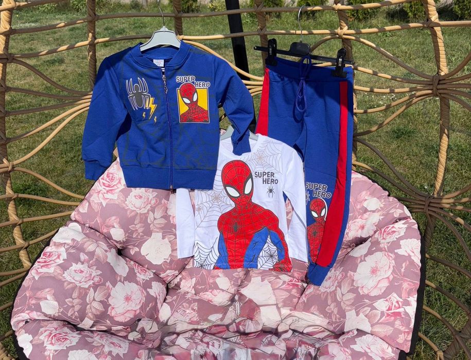 Nowe komplety dresowe spiderman