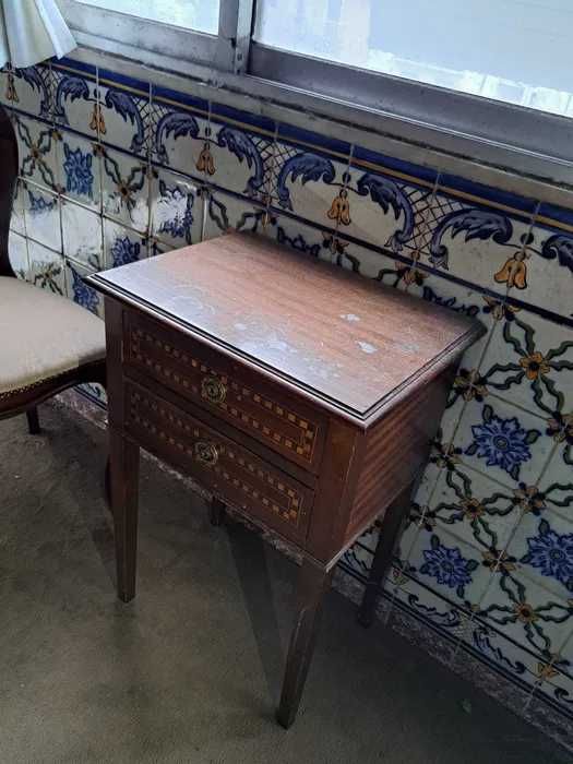 Mobilia Quarto Clássico solteiro