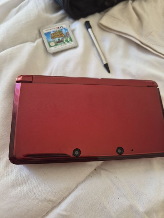 Nintendo 3DS Vermelha modificada