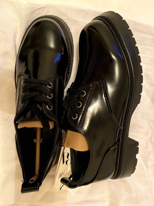 Sapatos Novos nº37