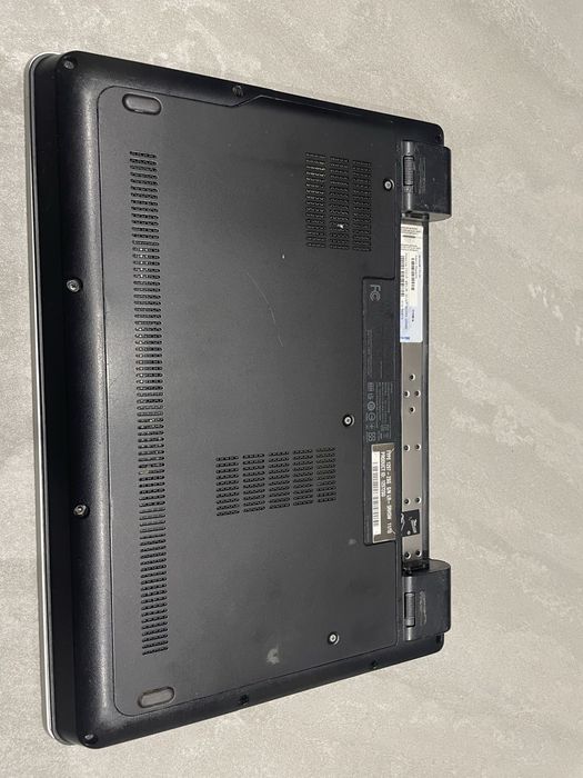 Ноутбук Lenovo E325 13.3"/4GB RAM/320GB HDD на відновлення! JU670