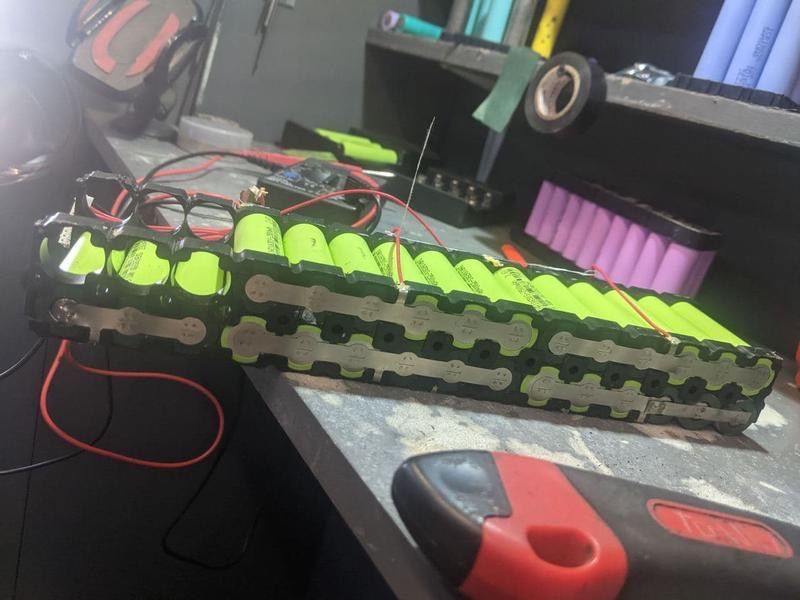 Перепаковка, ремонт, диагностика , аккумуляторов , бататеей 18650,2170 ...