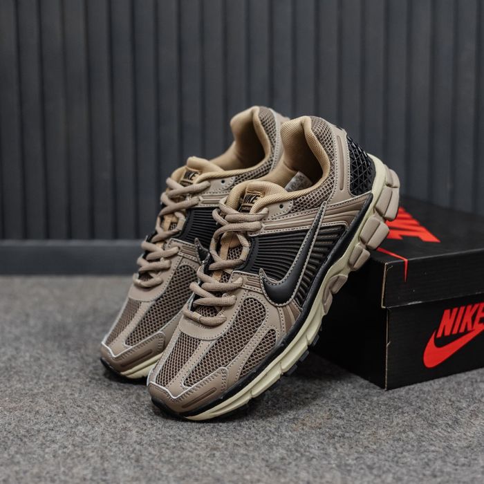 Кросівки Nike Air Zoom Vomero 5 Brown/Black premium