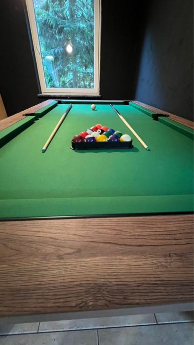 Stół jadalniany z bilardem