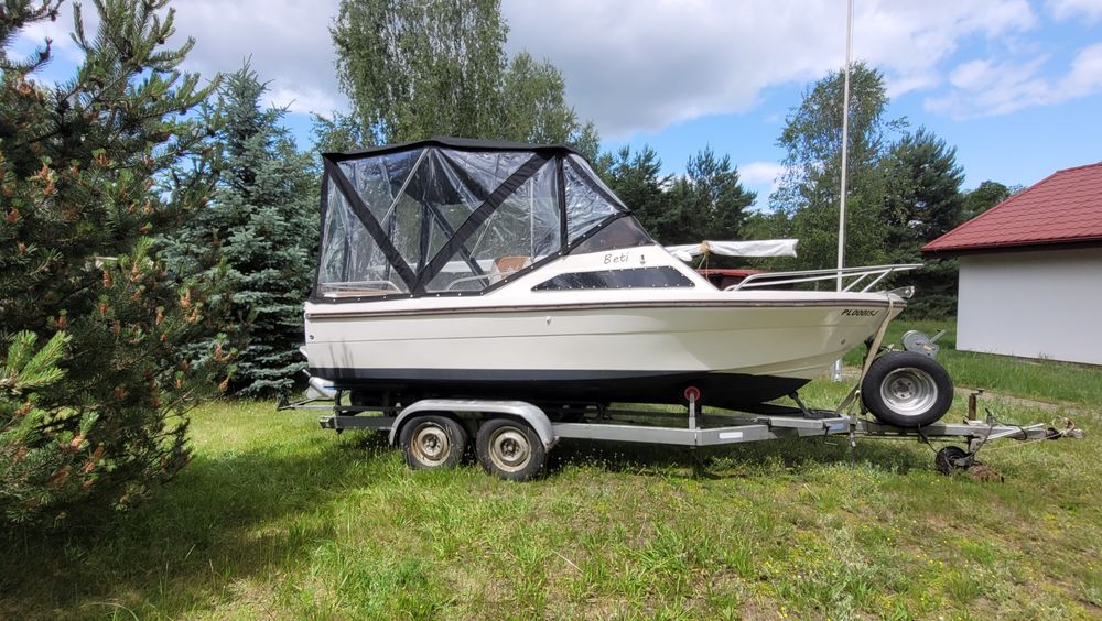 Jacht motorowy kabinowy Jeannjau 6 m