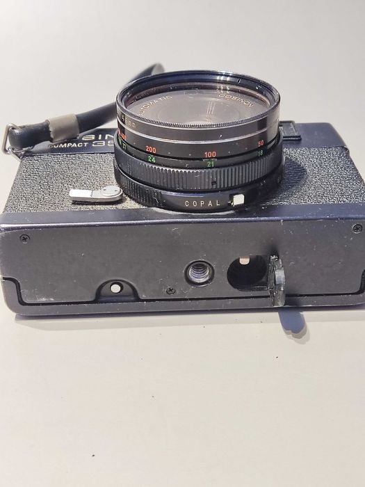 Cosina Compact 35E - Câmara Analógica