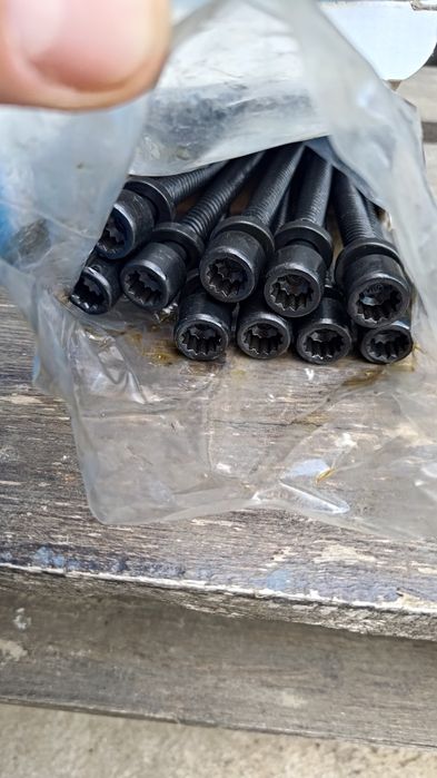 Болт ГБЦ VAG 077 103 385